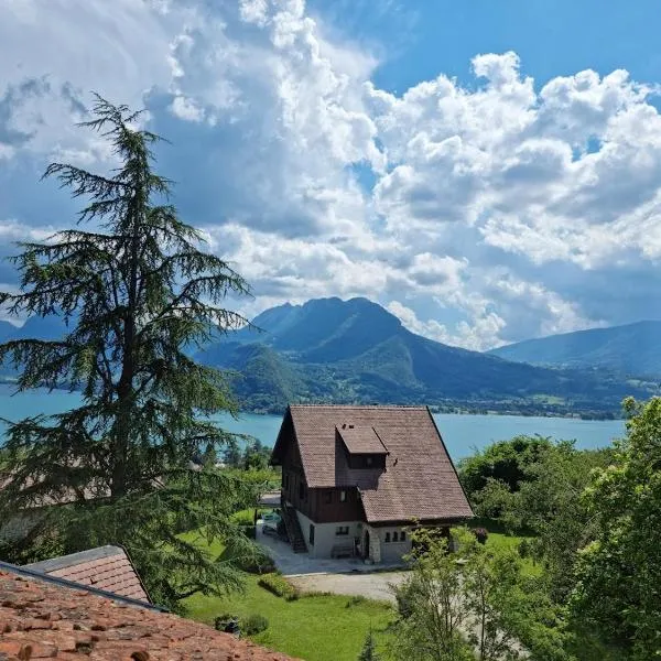 Petit studio vue lac / La Talloirdaze, hotel sa Talloires