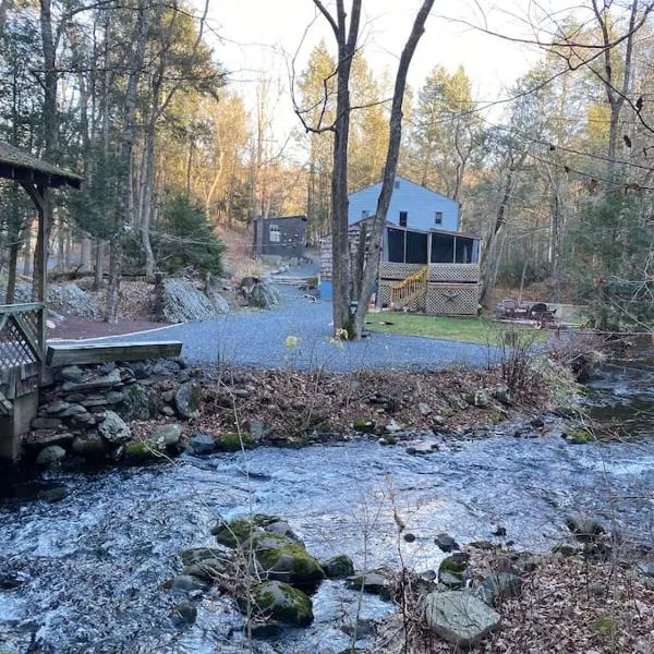 Peaceful Gateway to Island Creek Cottage, hotel sa East Stroudsburg