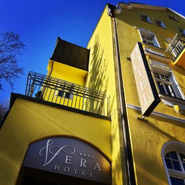 Hotel Vera, hotel din Háj