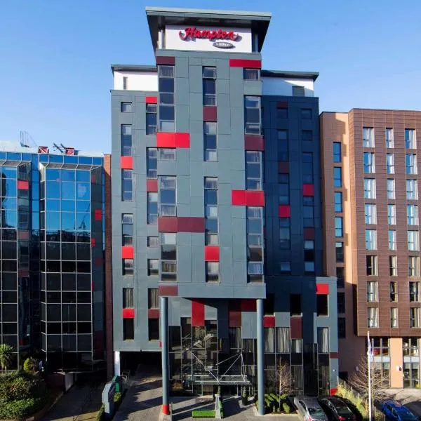 Hampton by Hilton London Croydon, hotel in Croydon