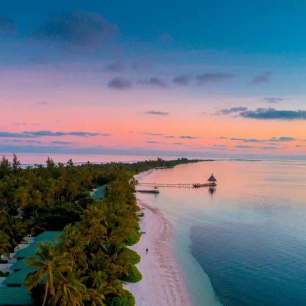 Canareef Resort Maldives, hotel in Meedhoo