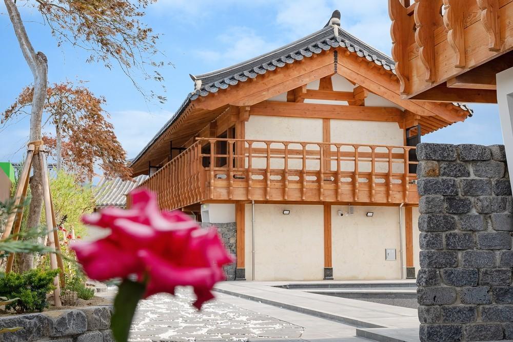 Hanok Pension Wanggyeong