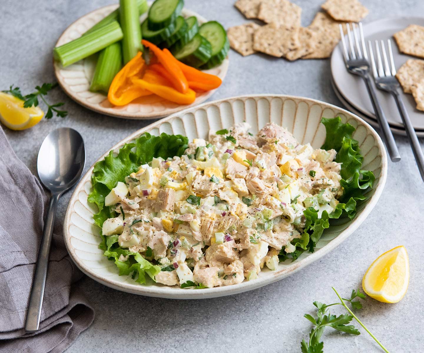 A Timeless Classic: The Tuna Salad with Egg