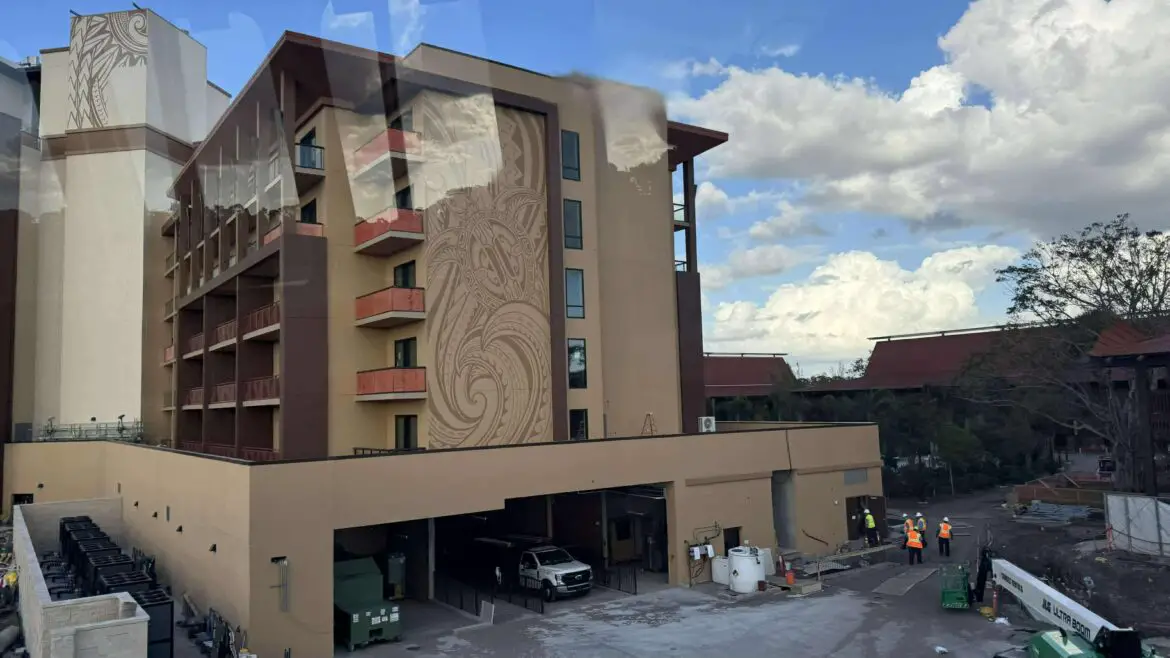 New Mural Complete at DVC Island Tower at Disney’s Polynesian Village Resort