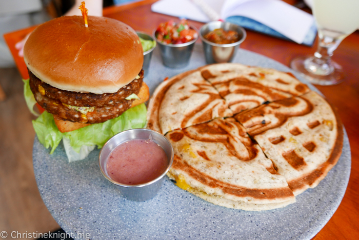 Donald's Seaside Breakfast, Disneyland California