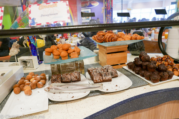 Donald's Seaside Breakfast, Disneyland California