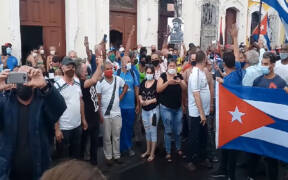 Pro Cuban government protesters in Cienfuegos