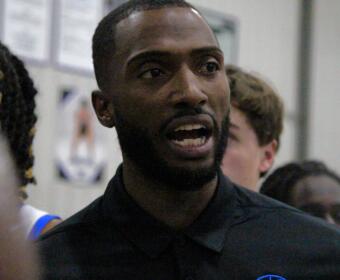 Damarius Smith, head coach of the Clarksville Academy Cougars, at a game on Nov. 26, 2025. (Knox Rives)