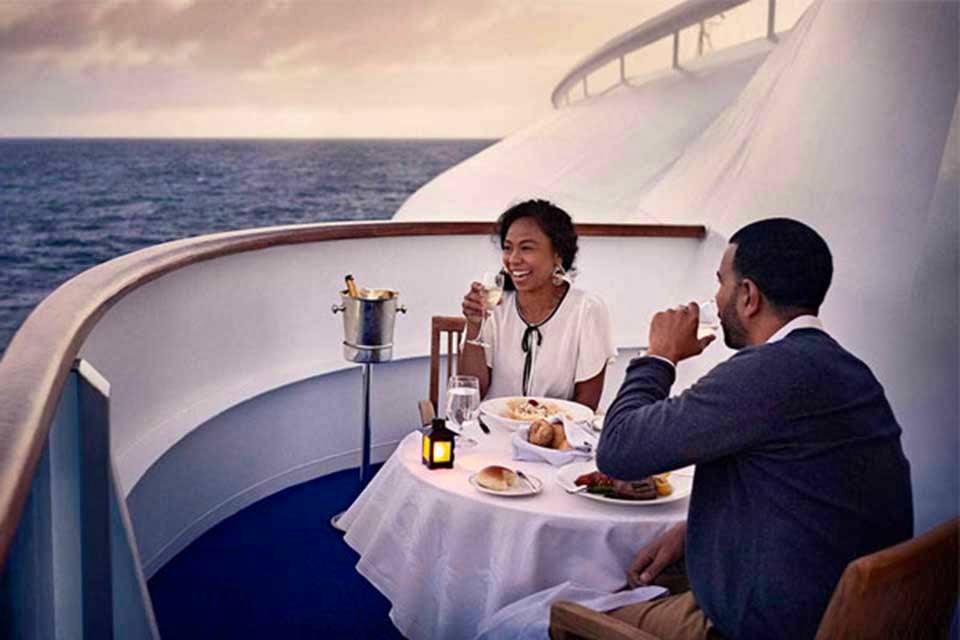 Dining on the Discovery Princess