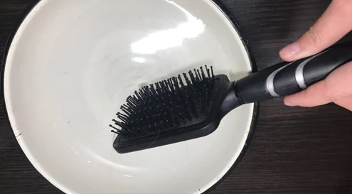 How to Get Lint Out of Hairbrush | 10 DIY Methods