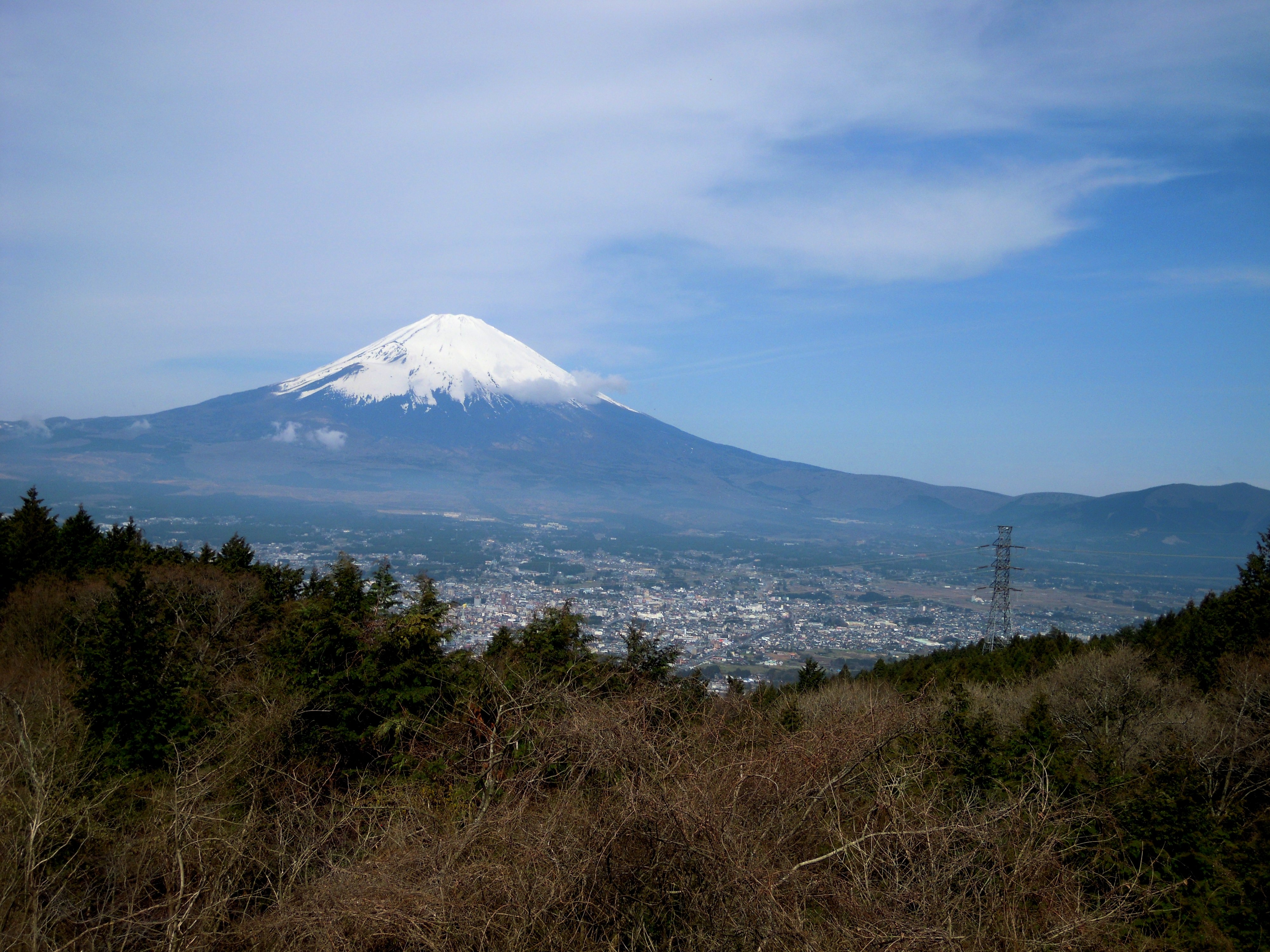 Hakone travel guide in English.