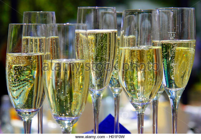 Glas Champagne Stock Photos & Glas Champagne Stock Images.