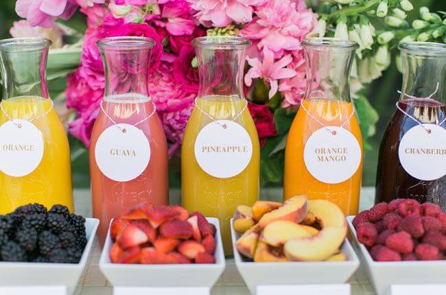 How To Set Up The Cutest Mimosa Bar For A Party.