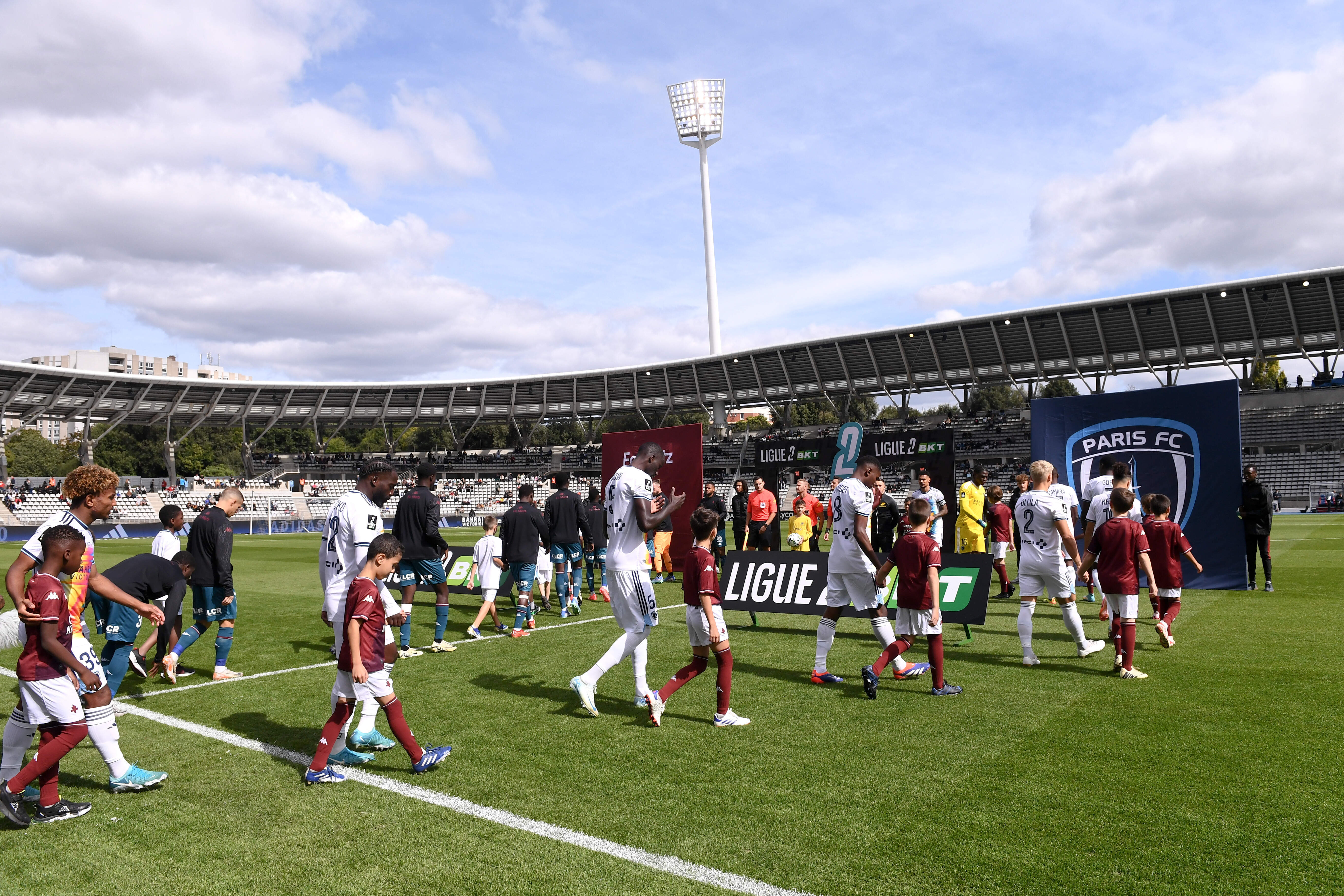 Avec l’association inattendue entre ses futurs propriétaires Arnault-Red Bull, le Paris FC voit s'ouvrir une nouvelle ère. Icon Sport/FEP