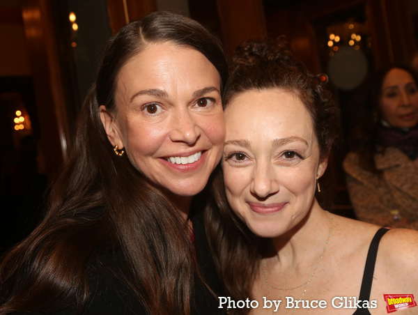 Photos: Stars Walk the Red Carpet for Opening Night of SWEENEY TODD  Image