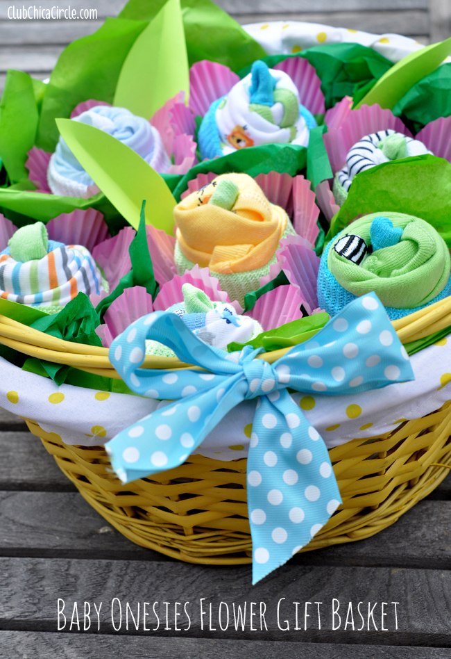 Baby Shower Laundry Basket Gift Ideas / These practical and useful baby ...