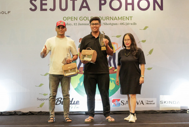 Peduli LIngkungan, Peserta Turnamen Golf di BDG Wajib Bawa Pohon