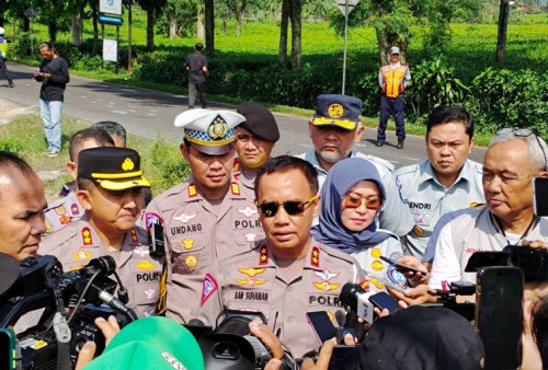 Kakorlantas Polri Selidiki TKP Kecelakaan Bus Ciater, Subang: Tidak Ada Jejak Rem!