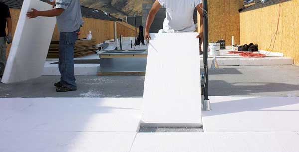 Installing Roofing Insulation Boards