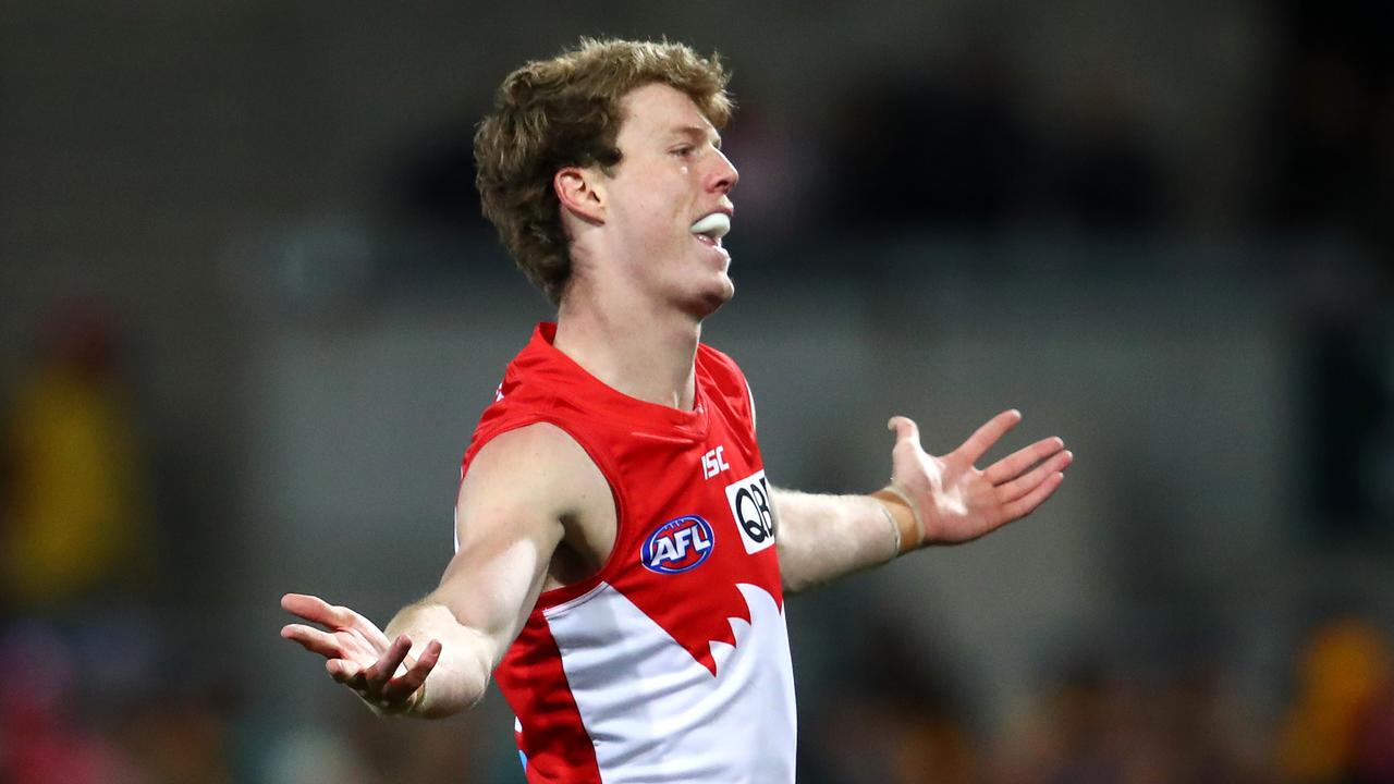 Nick Blakey celebrates a goal at the SCG on Friday night.