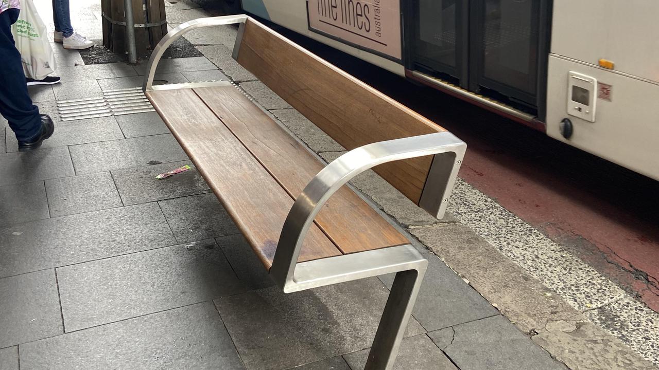 Tourist roasted after mocking Australian seat design near bus stop ...