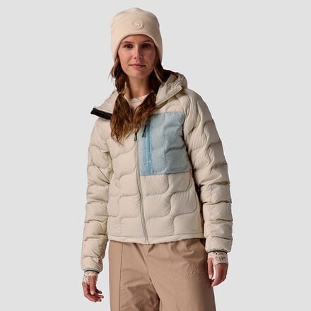 Top Women's Jackets Product Photo