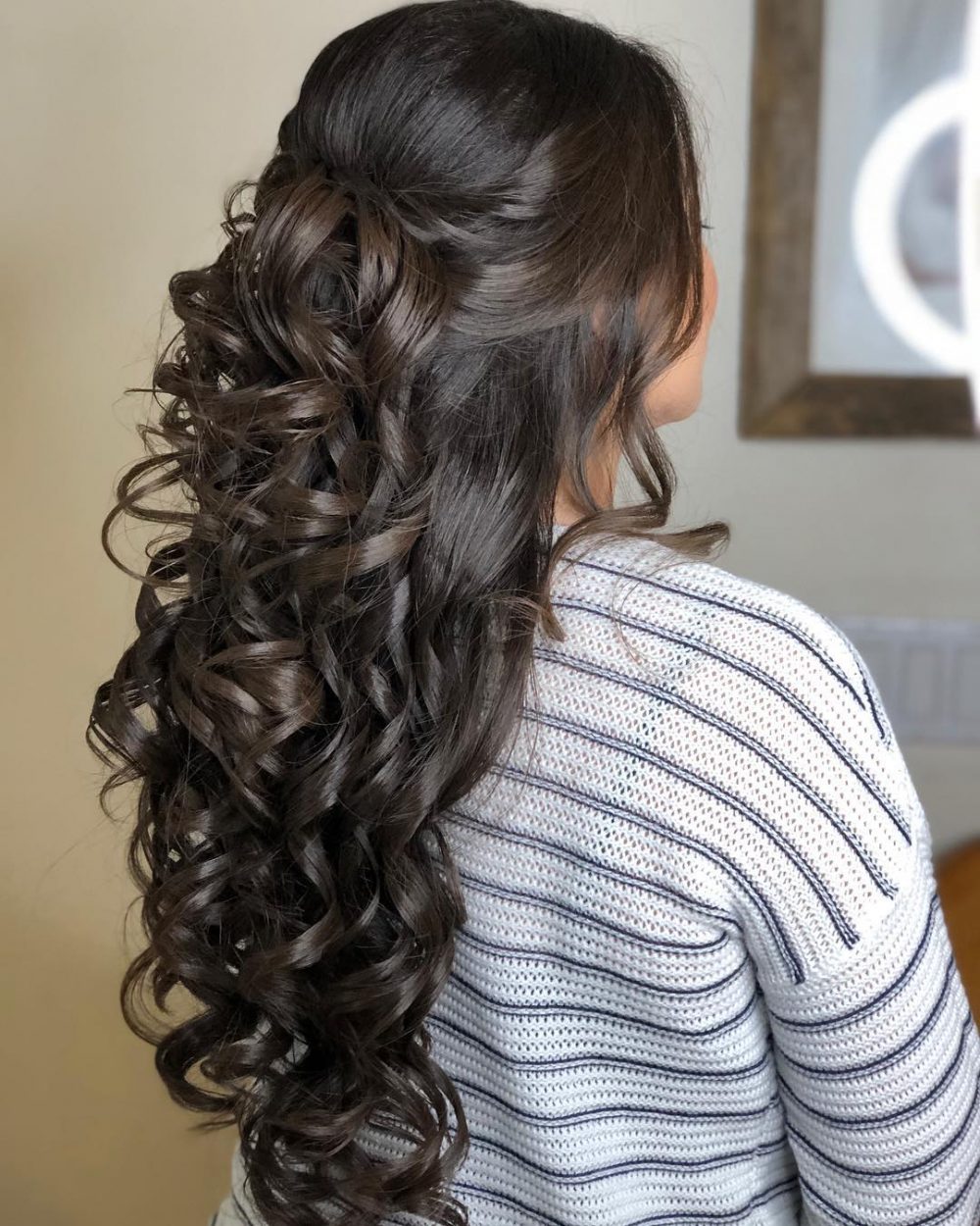 22-quinceanera-hairstyle-ideas-for-her-special-day