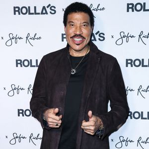 Lionel Richie, Sänger