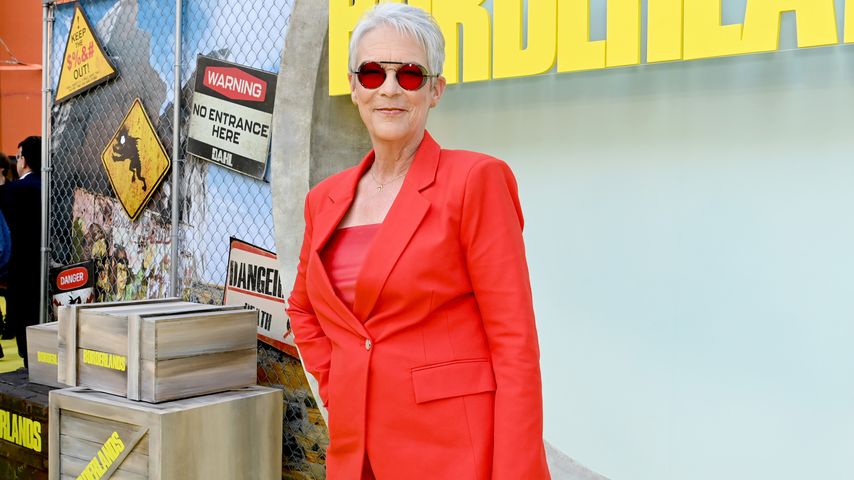 Jamie Lee Curtis stellt ihre kultige Aerobic-Szene nach