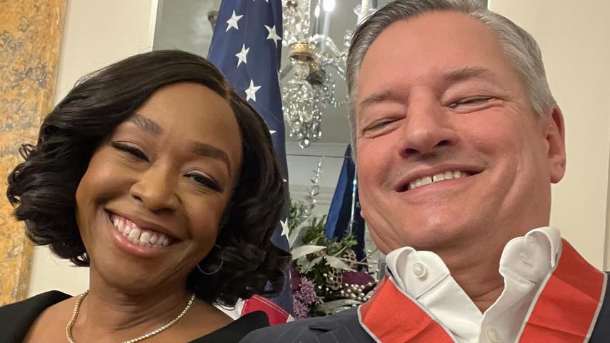 Shonda Rhimes und Netflix-Chef bekommen Ehrenorden verliehen