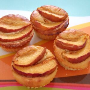 Almond and cream cheese tartlets