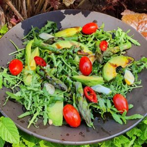 Asparagus, avocado and rocket salad