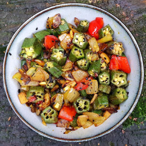 Okra and red pepper fry