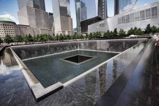 9/11 Memorial & Ground Zero Private Tour Plus Optional 9/11 Museum Entry