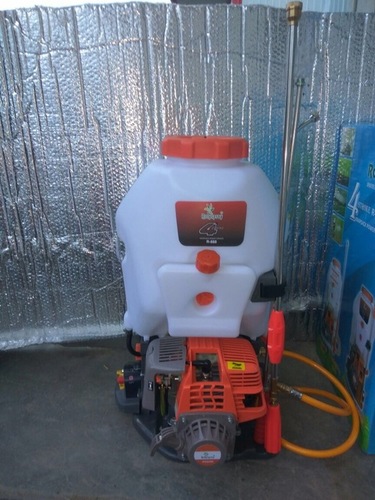 Knapsack Power Sprayer Capacity: 20 Kg/Hr