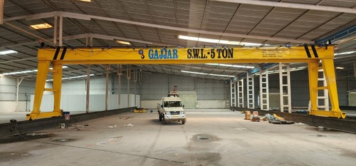 10 Ton Goliath Crane - Application: Outdoor Yard