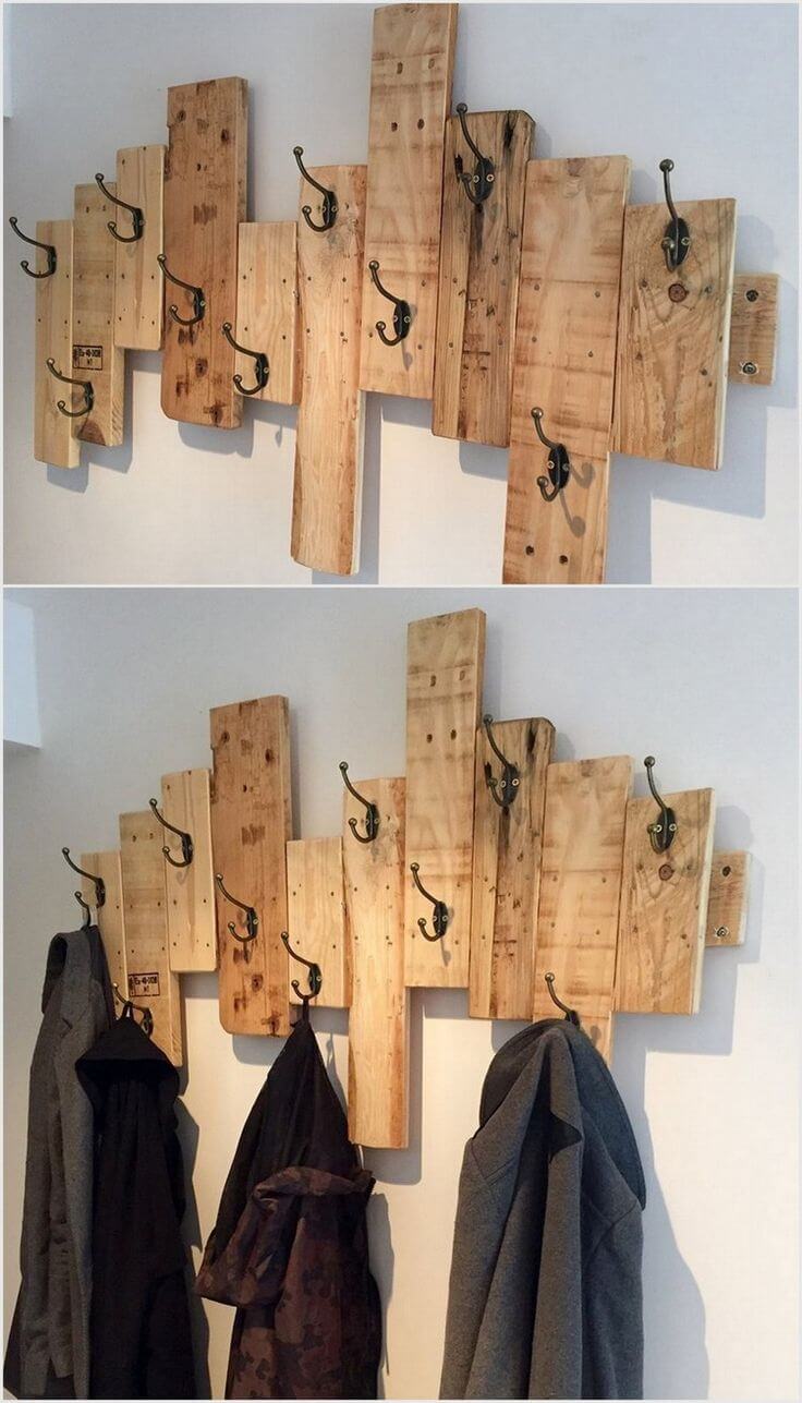 Barn Wood Wall-Mounted Coat Hanger