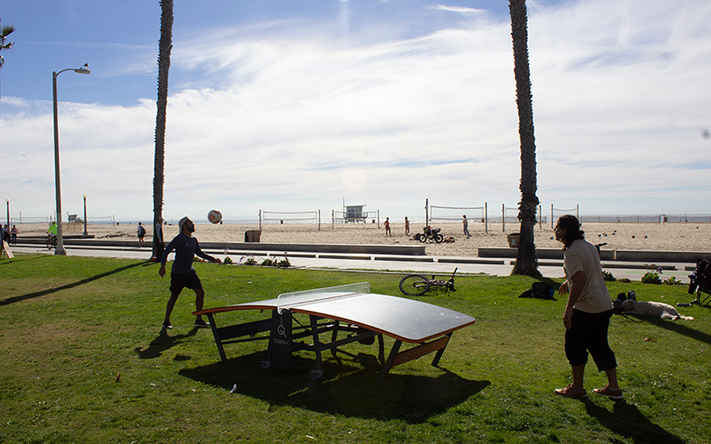 Mark Millan juggles to rally against Sebastian Baquerizo during a teqball match in Santa Monica, California. (Photo by Shayan Moghangard/Cronkite News)