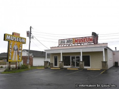 Jesse James Wax Museum