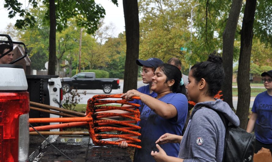 University receives award for commitment to community engagement