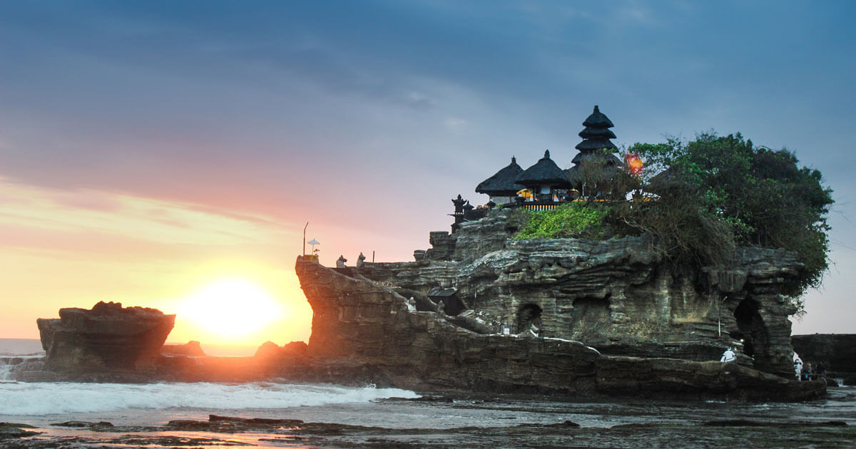 Sunset-Di-Pura-Tanah-Lot-Tabanan-Bali-Facebook