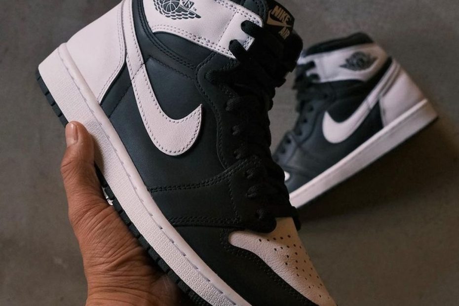 Air-Jordan-1-High-Black-White