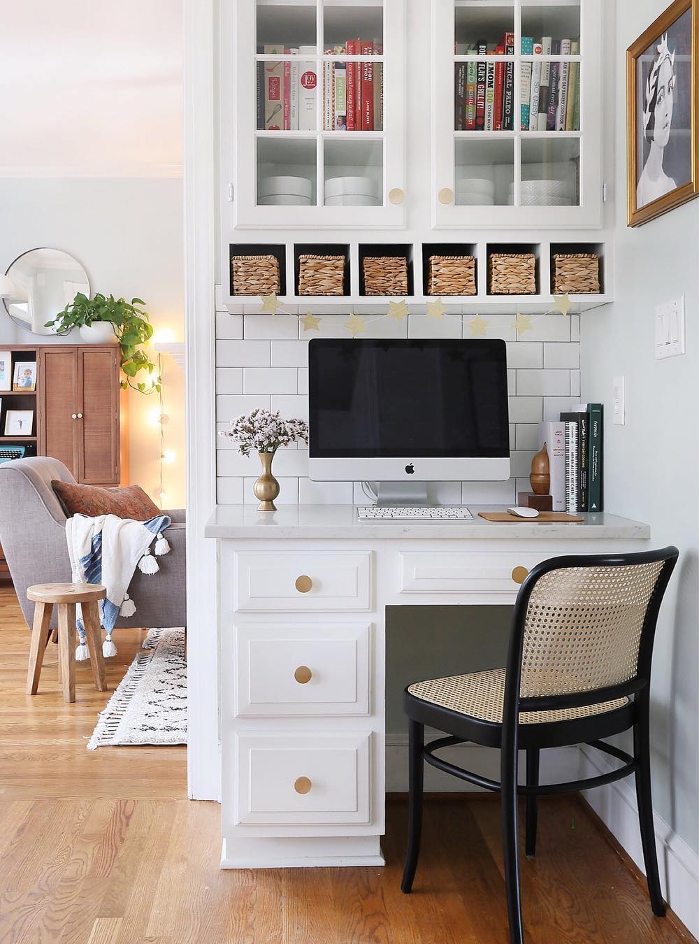 Home office nook via @sunnycirclestudio