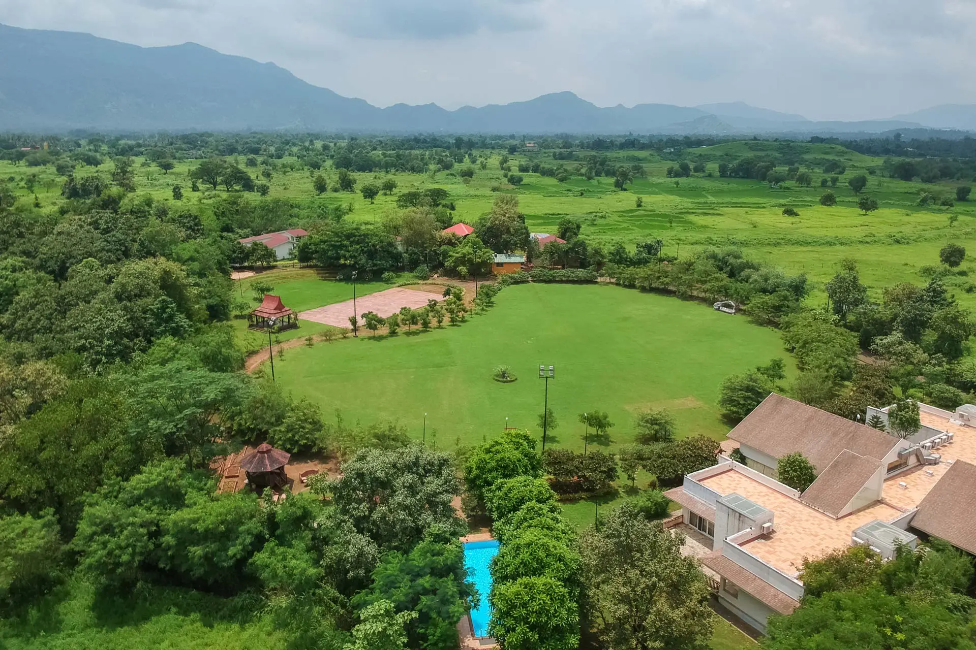 Book Nivaant Farms And Cottages, 13BHK Villa in Karjat, Maharashtra | StayVista this NYE