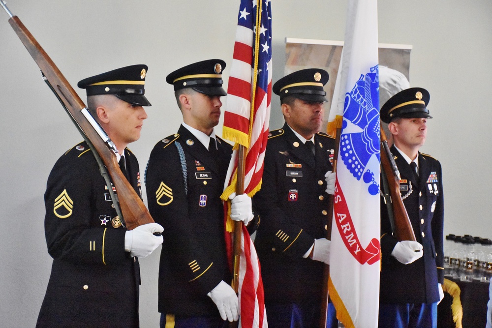 Phoenix Recruiting Battalion supports PaYS signing ceremony