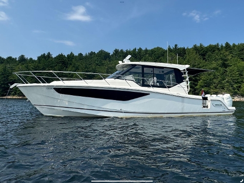 Boston Whaler 405 Conquest