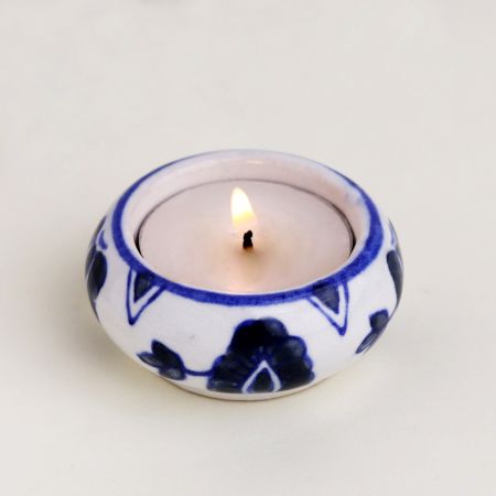 4 Pieces Modern Blue and White Flower Ceramic Tea Light Holder for Décor