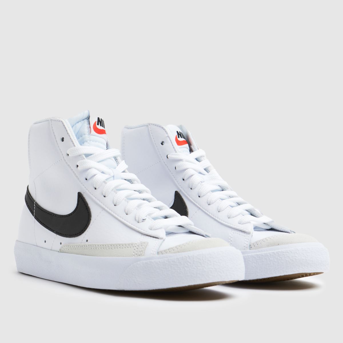 Kids Youth White & Black Nike Blazer Mid 77 Trainers | schuh