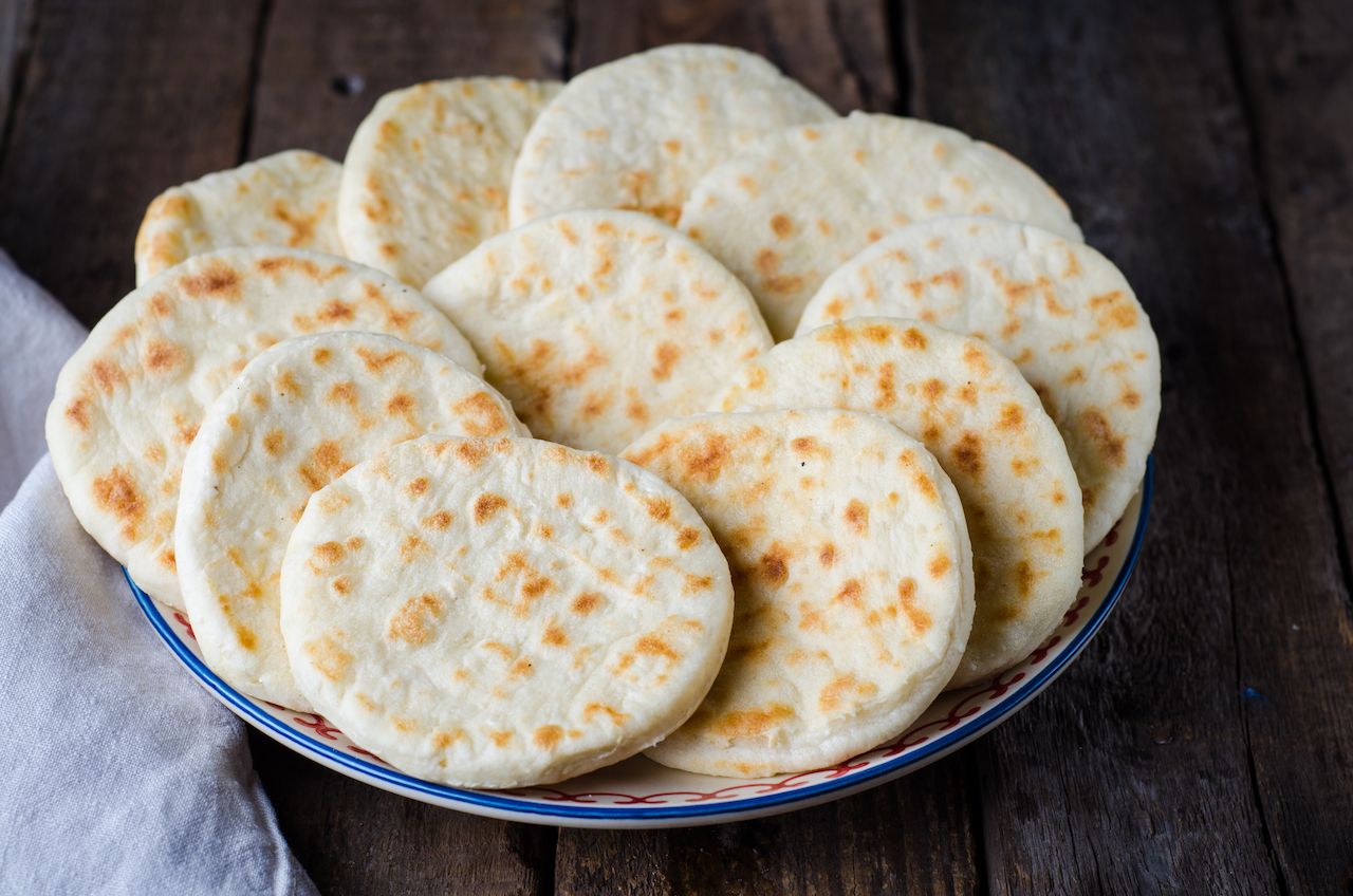 Freshly baked Moroccan flatbread mini