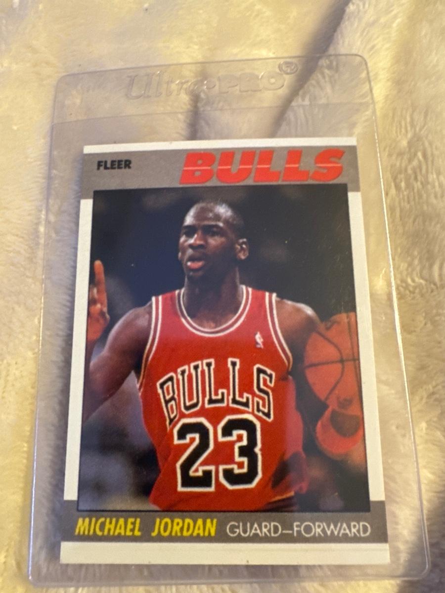 1987-88 Fleer Michael Jordan 2nd year GOATBBULLS | EstateSales.org